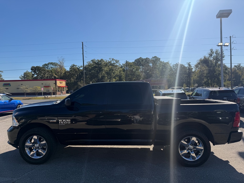 Photo 8 of this RAM 1500 CLASSIC