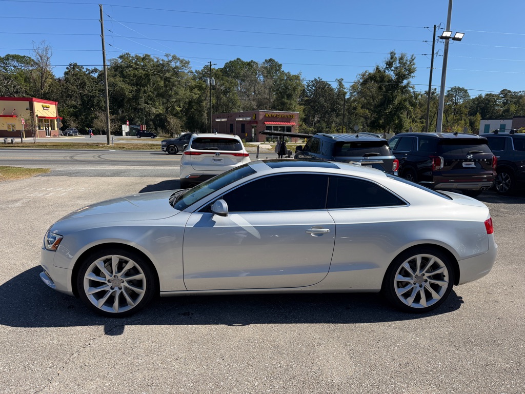 Photo 8 of this AUDI A5
