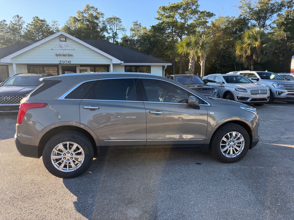 Photo 4 of this CADILLAC XT5