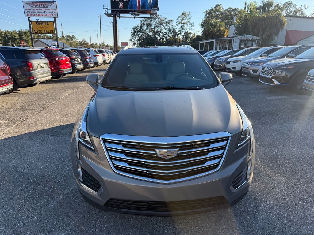 Photo 2 of this CADILLAC XT5