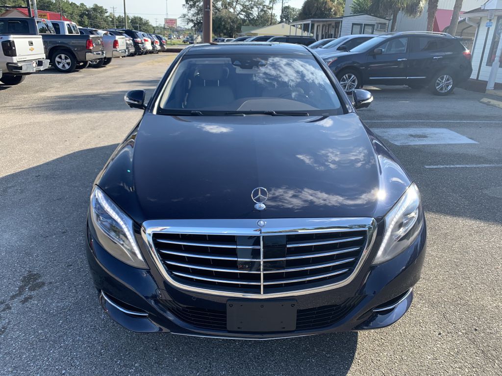 Photo 2 of this MERCEDES-BENZ S-CLASS