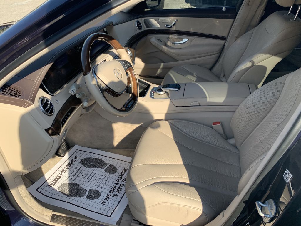 Photo 9 of this MERCEDES-BENZ S-CLASS