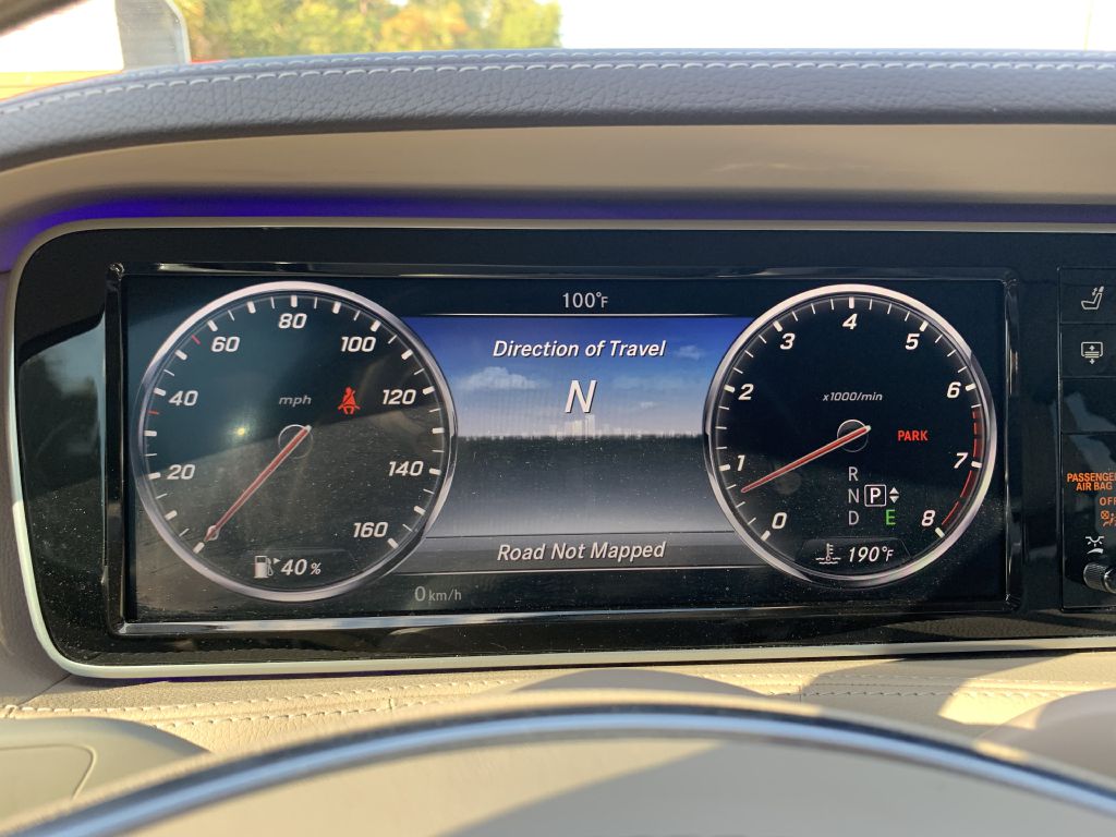 Photo 14 of this MERCEDES-BENZ S-CLASS