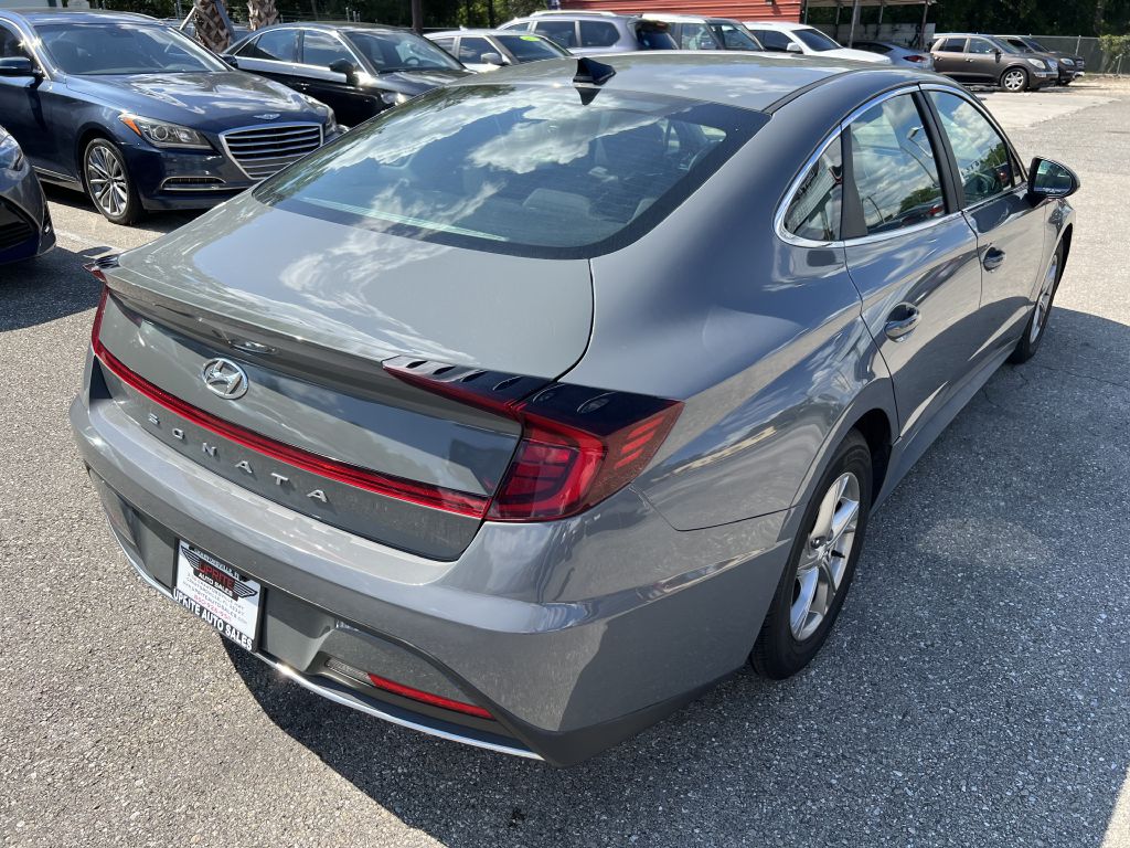 Photo 5 of this HYUNDAI SONATA