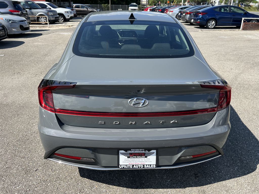 Photo 6 of this HYUNDAI SONATA