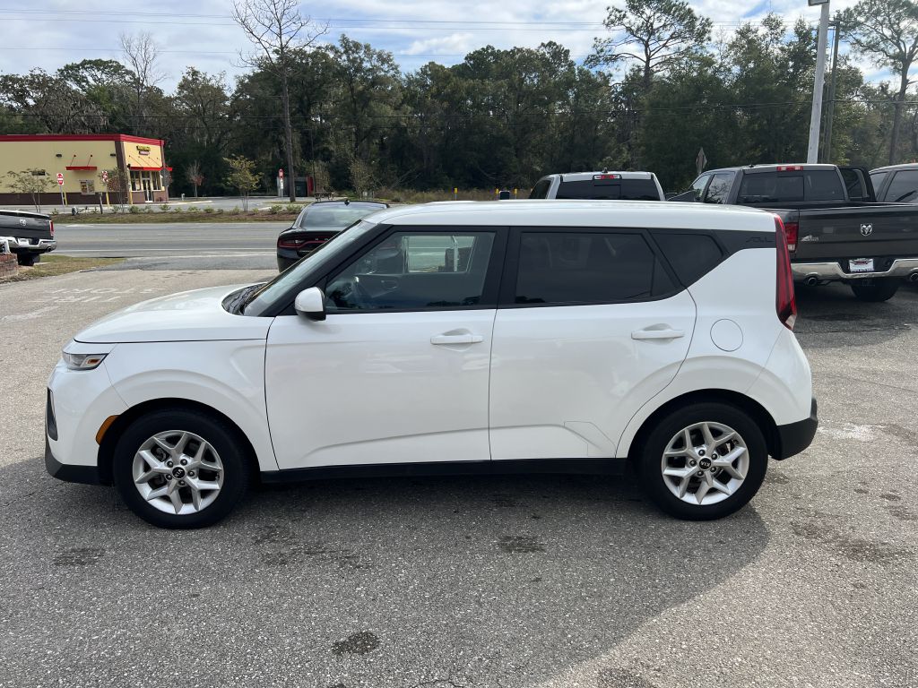 Photo 8 of this KIA SOUL
