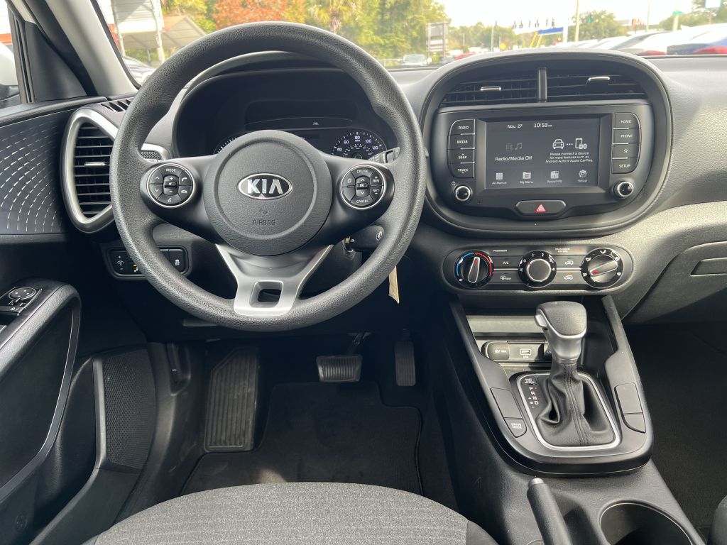 Photo 13 of this KIA SOUL