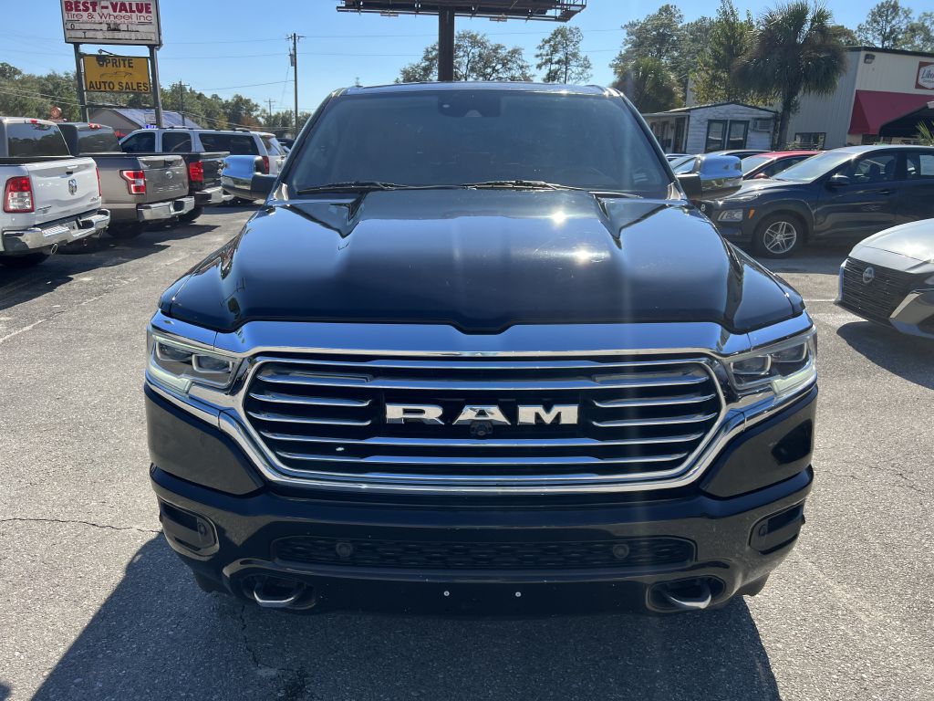 Photo 2 of this RAM 1500