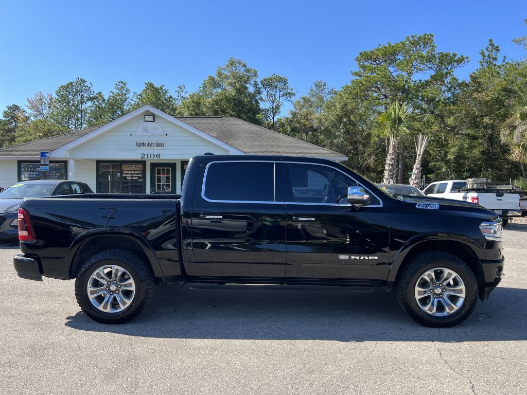 Photo 4 of this RAM 1500
