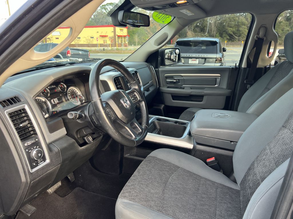 Photo 9 of this RAM 1500