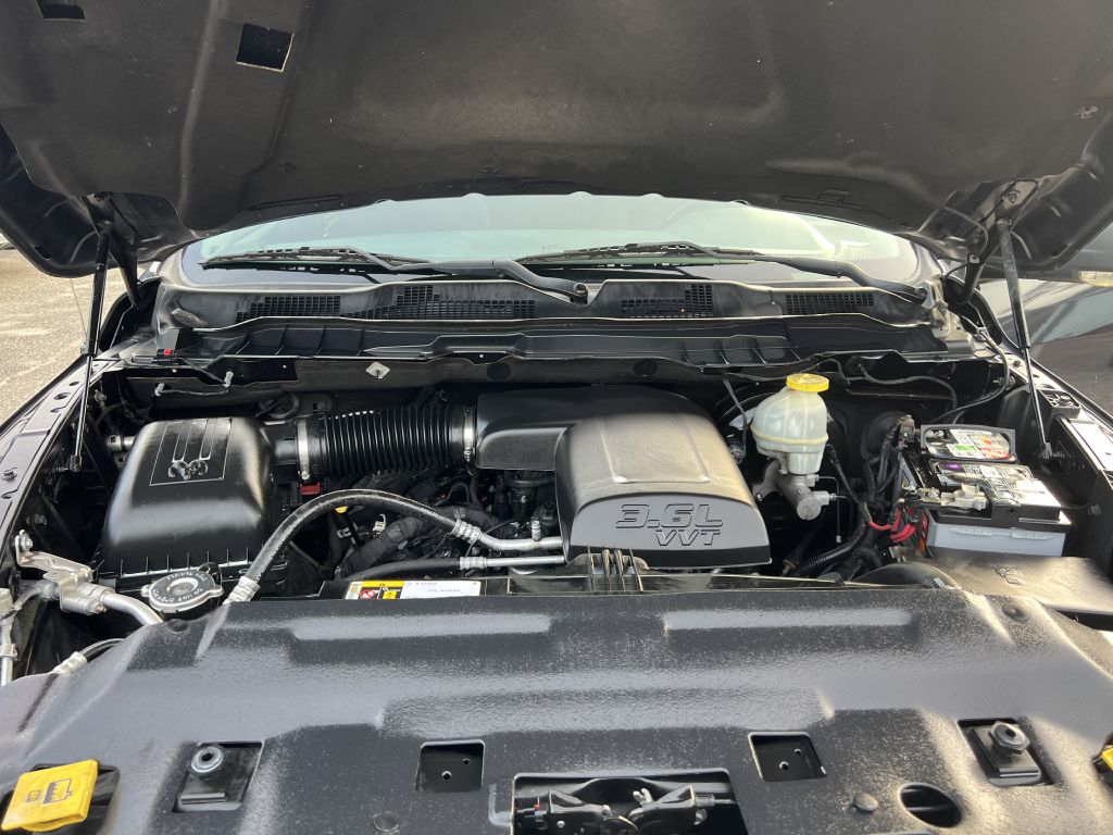 Photo 14 of this RAM 1500