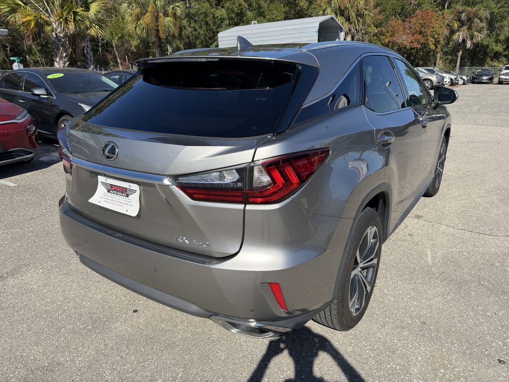 Photo 4 of this LEXUS RX