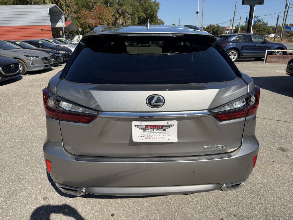 Photo 5 of this LEXUS RX
