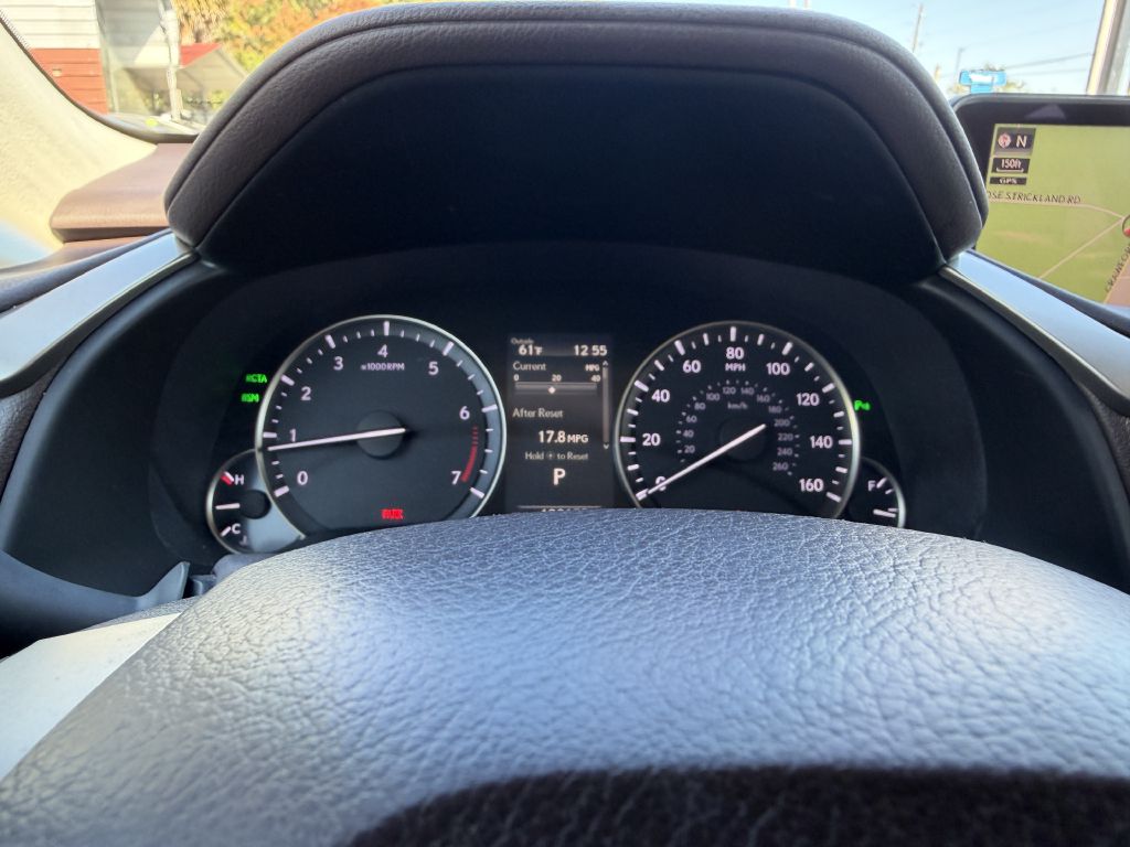 Photo 13 of this LEXUS RX