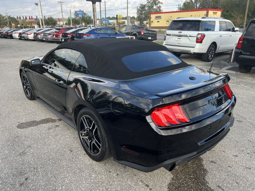 Photo 7 of this FORD MUSTANG