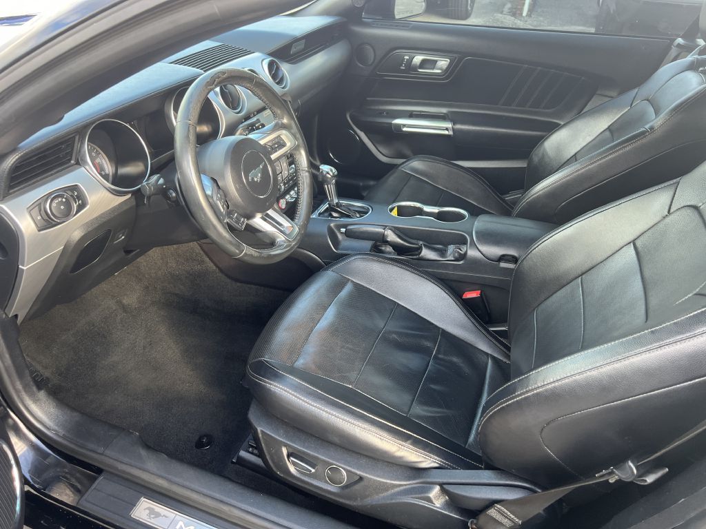 Photo 9 of this FORD MUSTANG