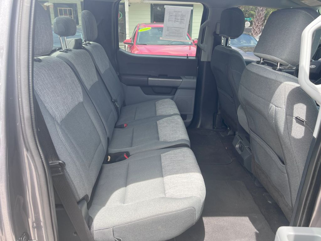 Photo 11 of this FORD F150