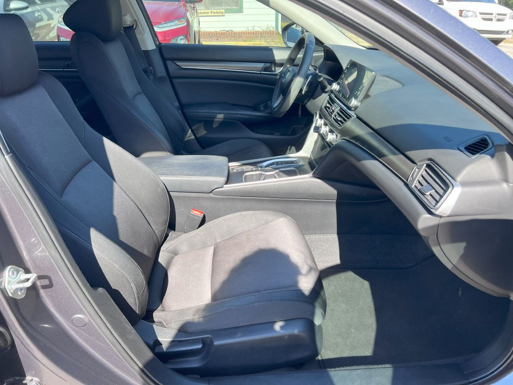 Photo 10 of this HONDA ACCORD