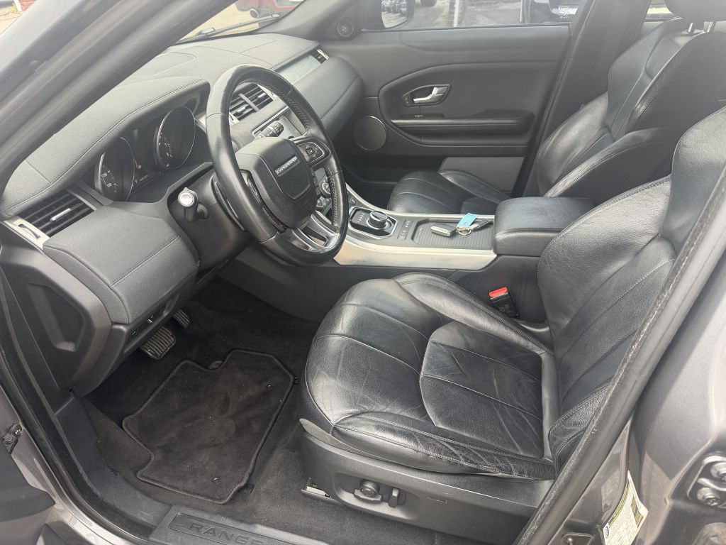 Photo 9 of this LAND ROVER RANGE ROVER EVO