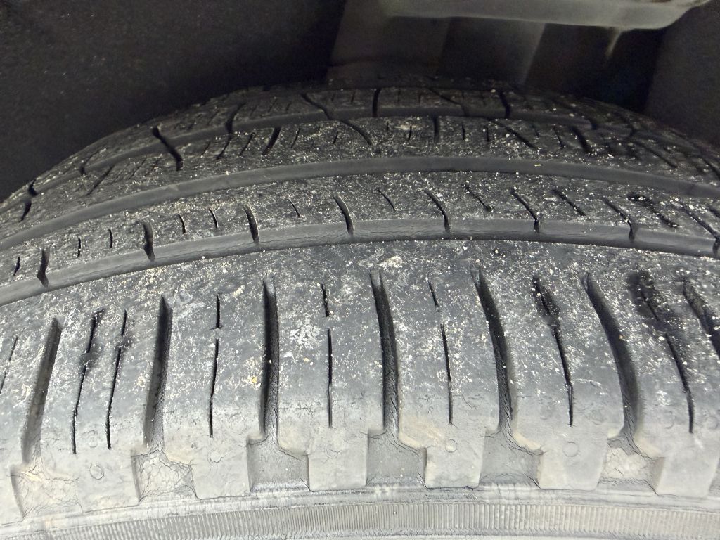 Photo 19 of this LAND ROVER RANGE ROVER EVO