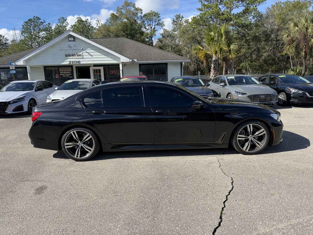 Photo 4 of this BMW 740