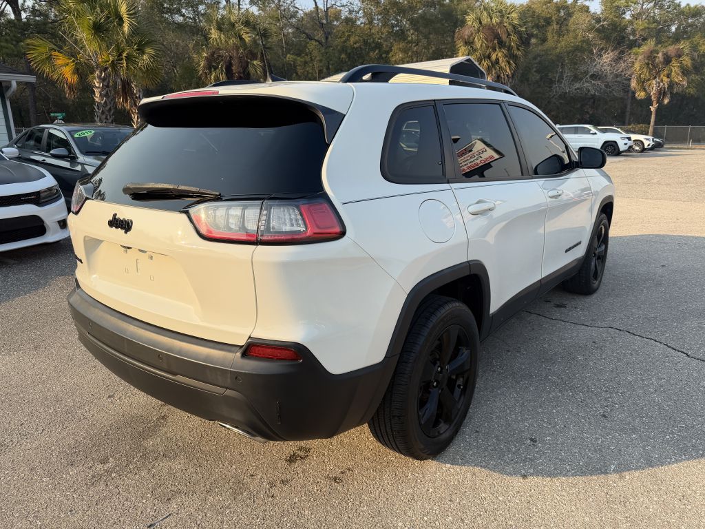 Photo 5 of this JEEP CHEROKEE