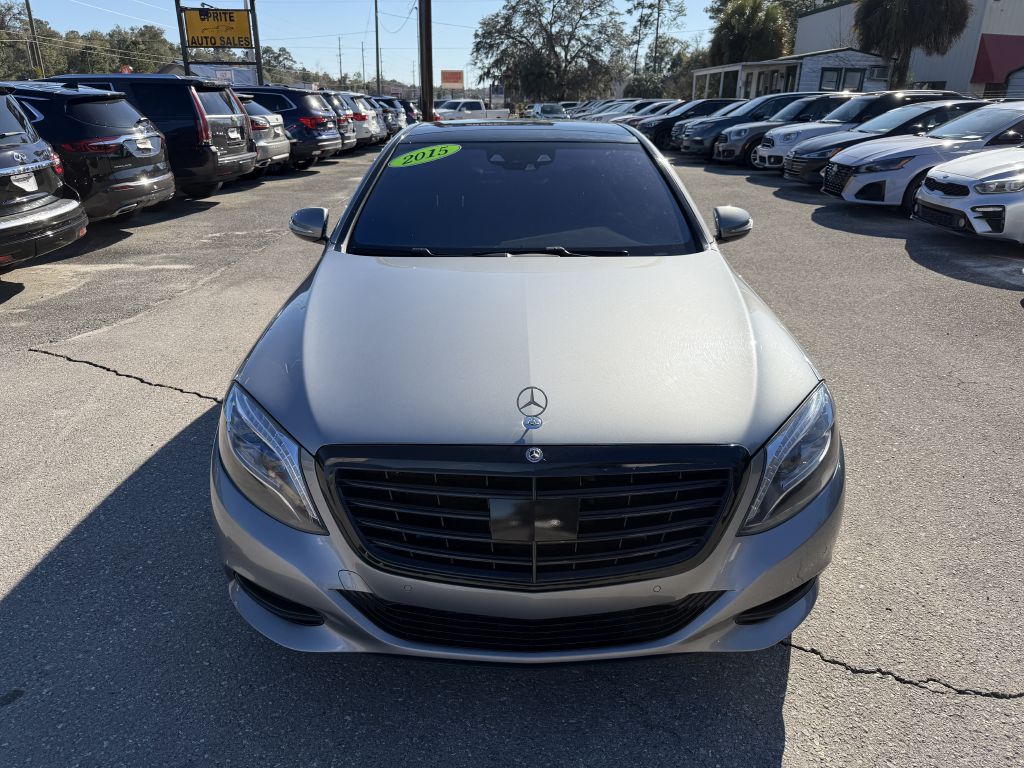 Photo 2 of this MERCEDES-BENZ S-CLASS
