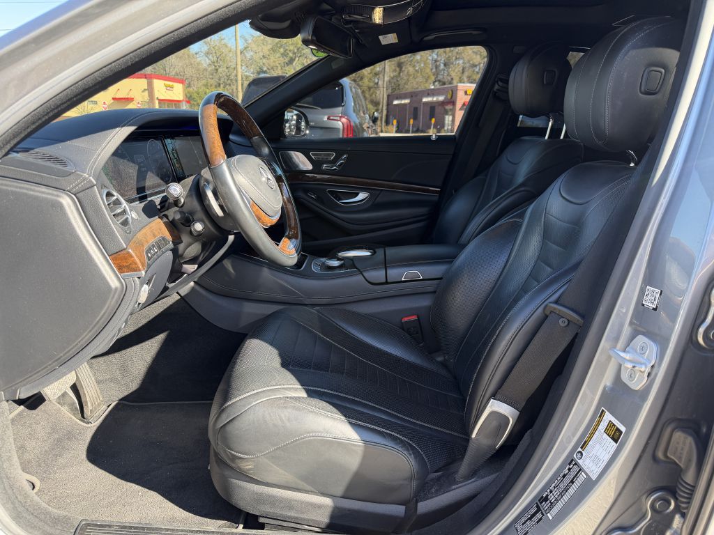 Photo 9 of this MERCEDES-BENZ S-CLASS