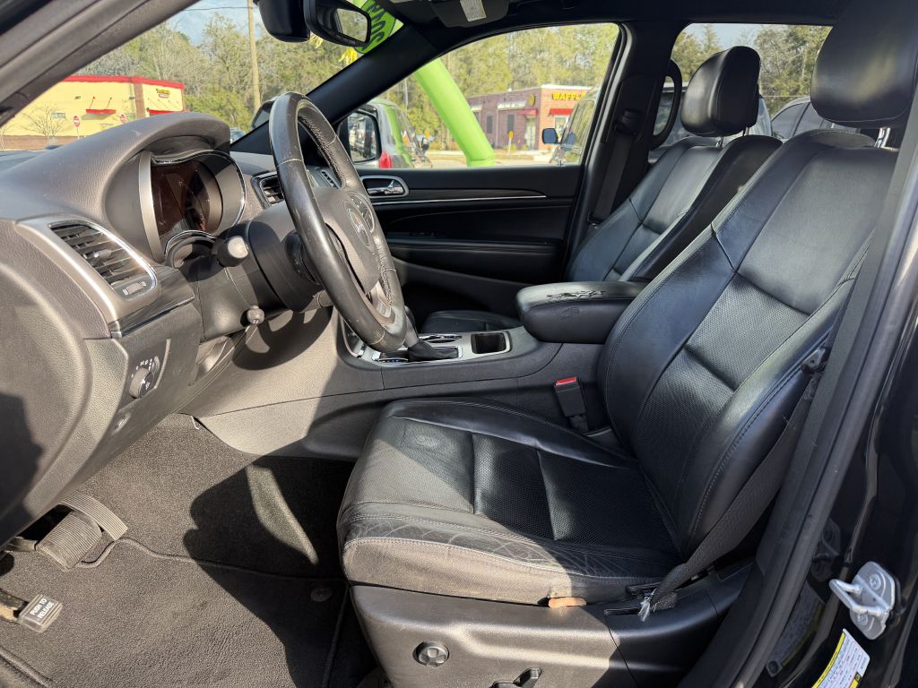 Photo 9 of this JEEP GRAND CHEROKEE