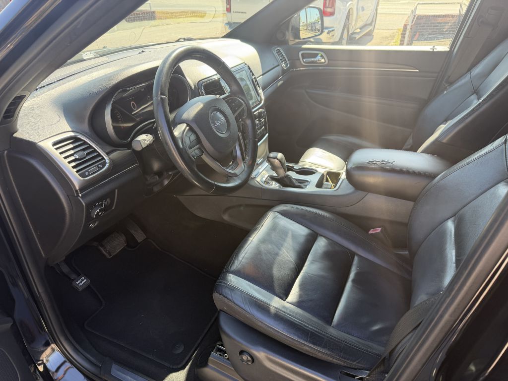 Photo 9 of this JEEP GRAND CHEROKEE
