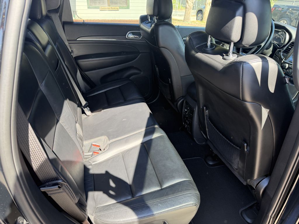 Photo 11 of this JEEP GRAND CHEROKEE