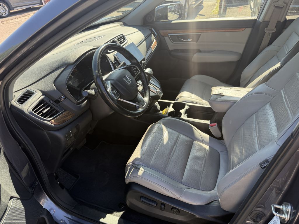Photo 9 of this HONDA CR-V