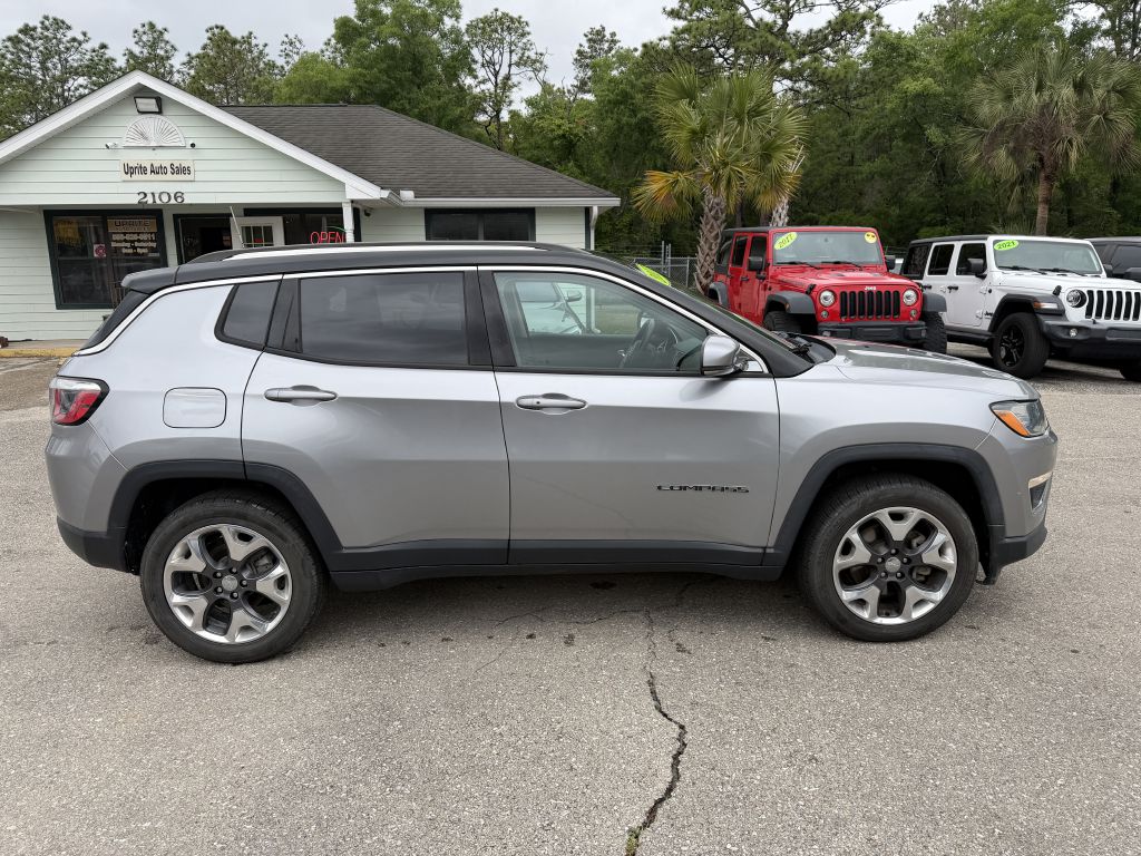 Photo 4 of this JEEP COMPASS