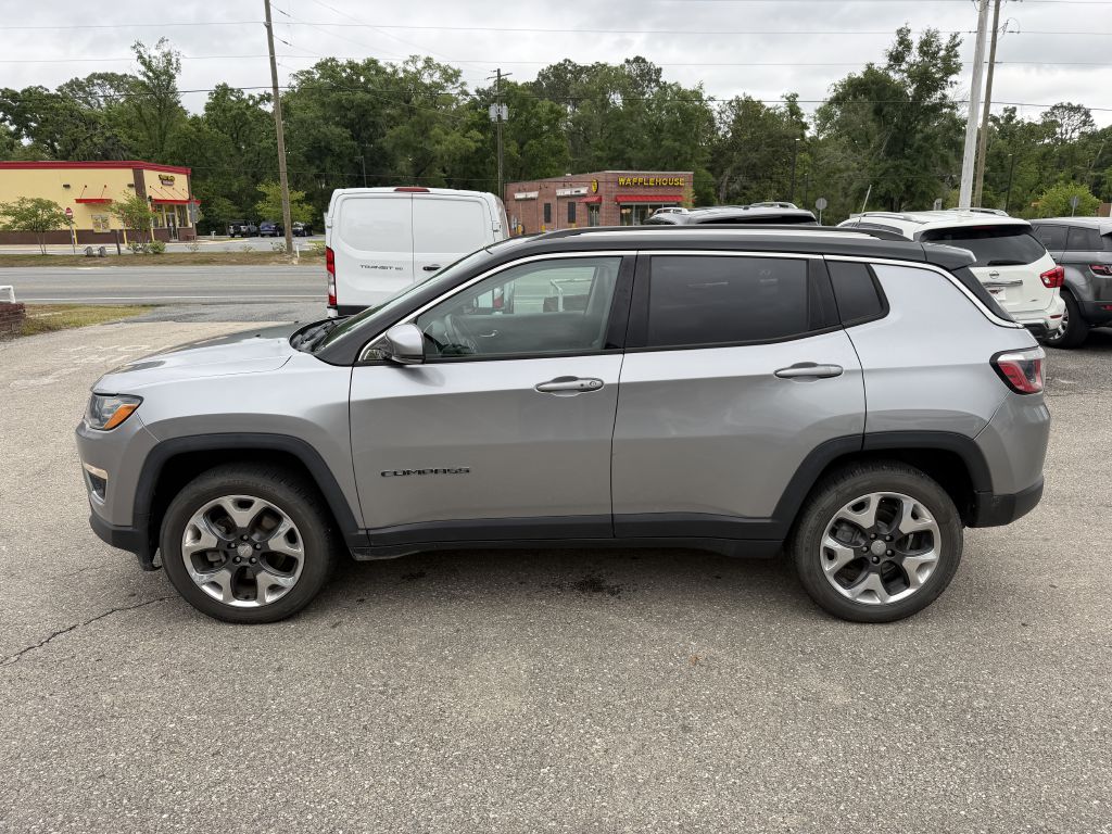 Photo 8 of this JEEP COMPASS
