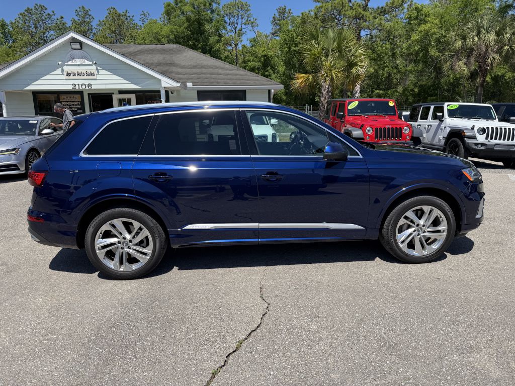 Photo 4 of this AUDI Q7