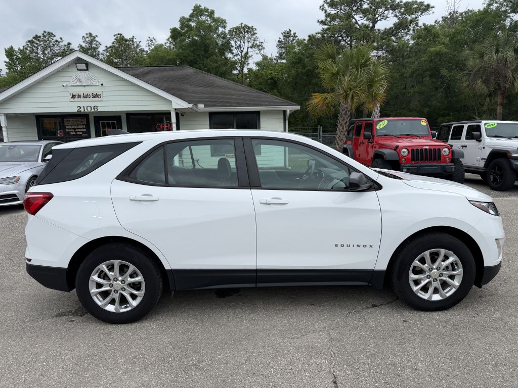 Photo 4 of this CHEVROLET EQUINOX