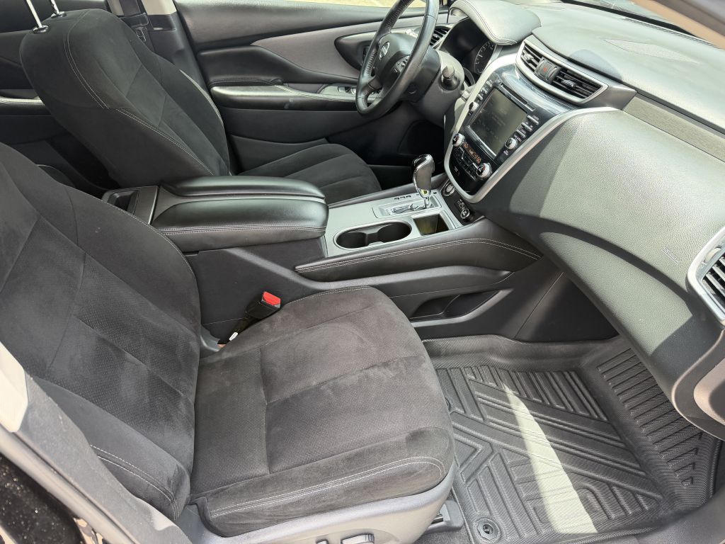 Photo 10 of this NISSAN MURANO