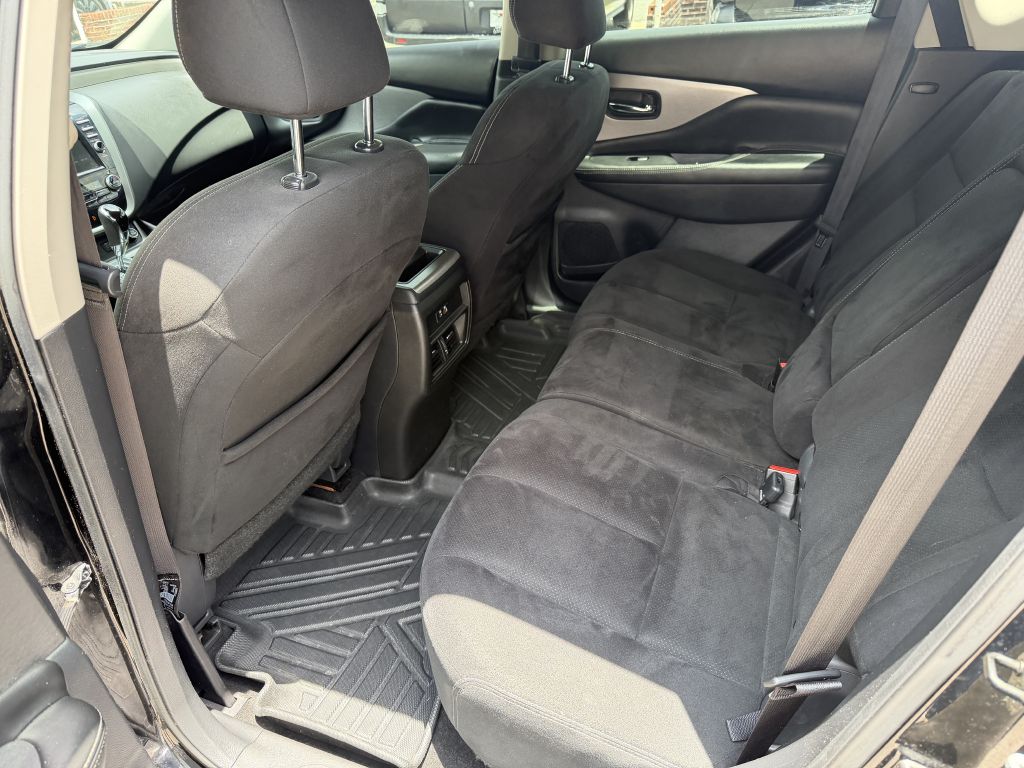 Photo 12 of this NISSAN MURANO