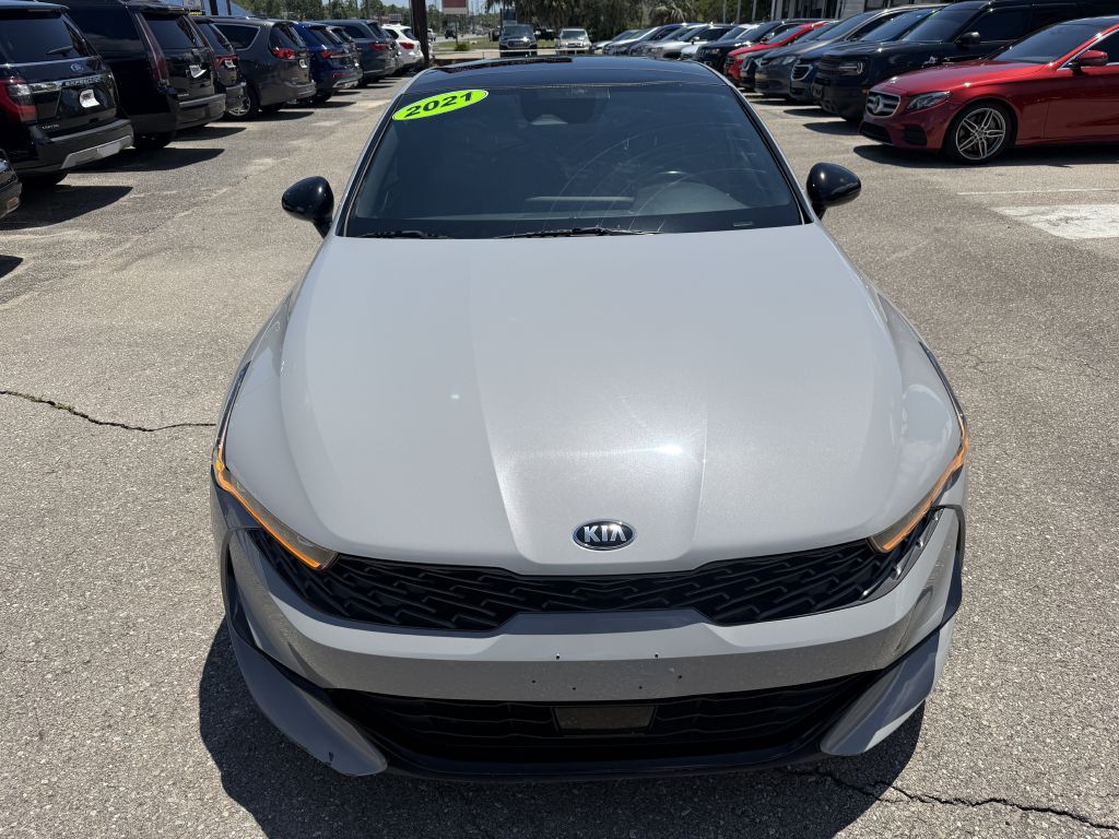 Photo 2 of this KIA K5