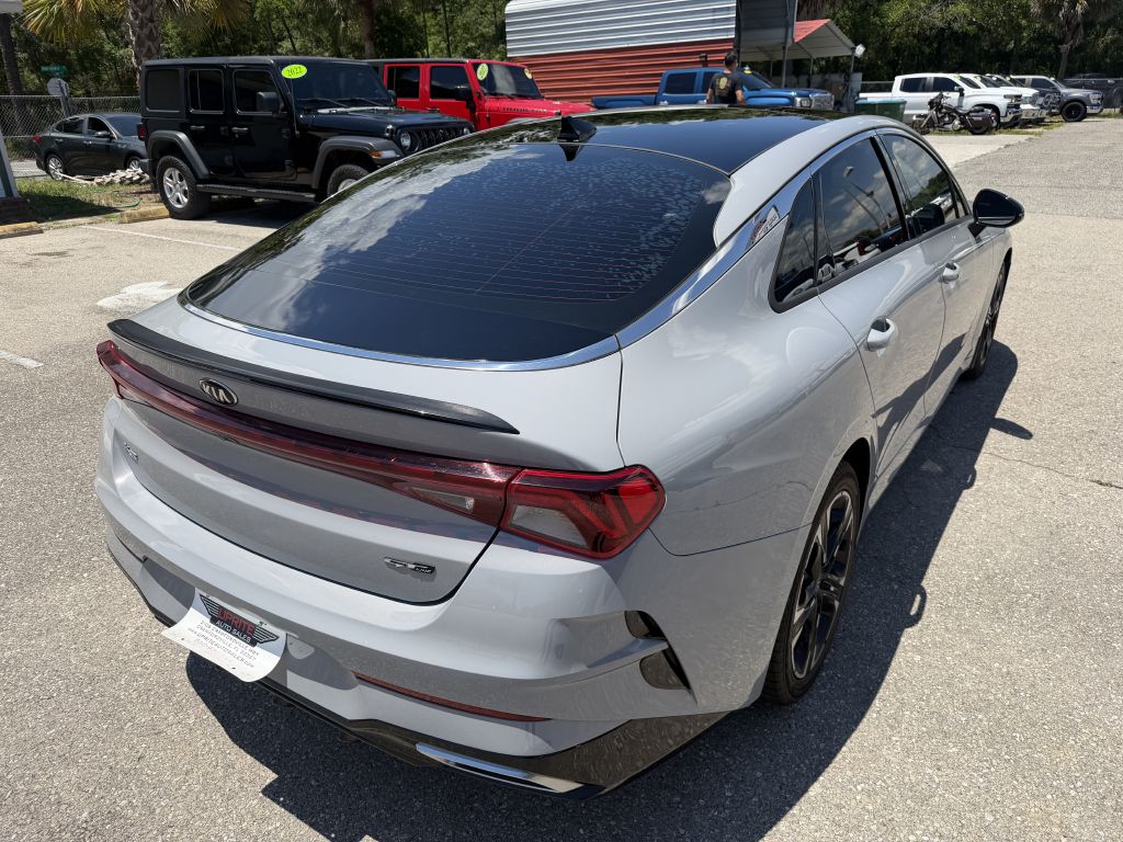 Photo 5 of this KIA K5
