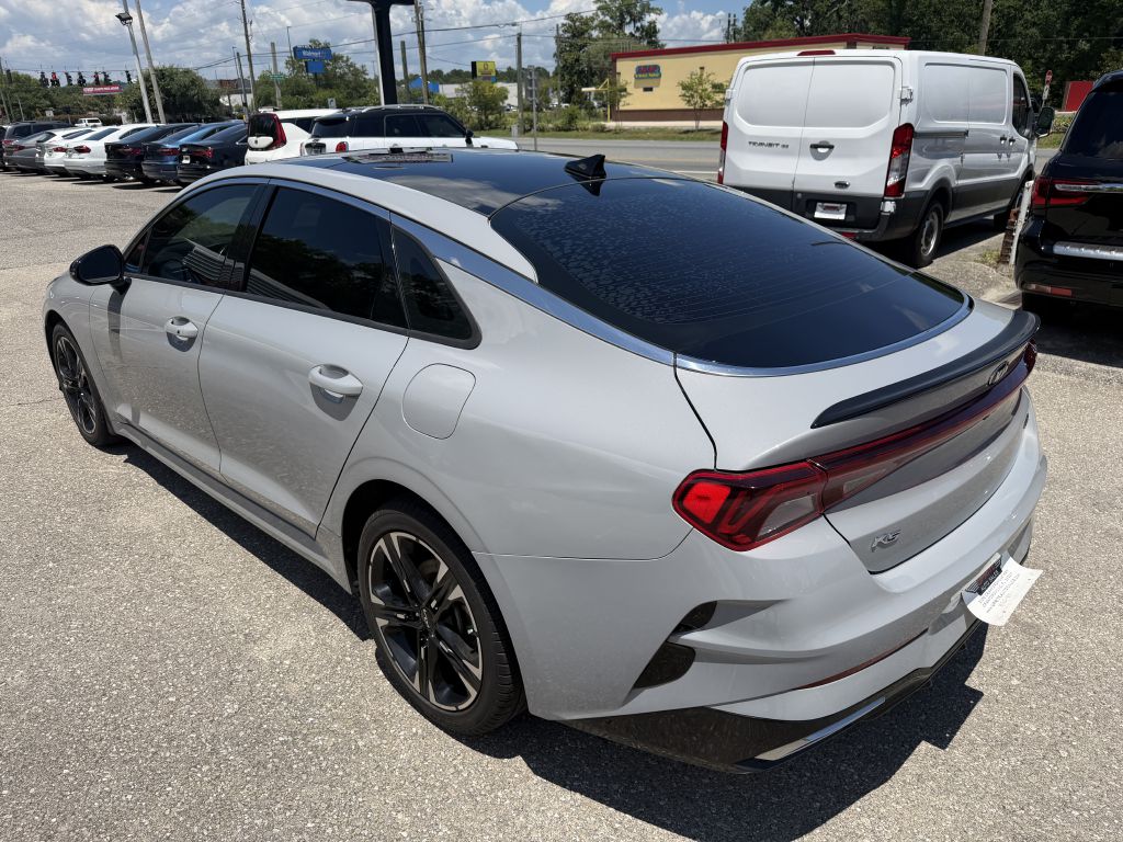Photo 7 of this KIA K5