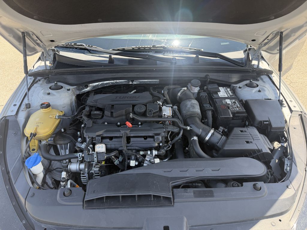 Photo 19 of this KIA K5