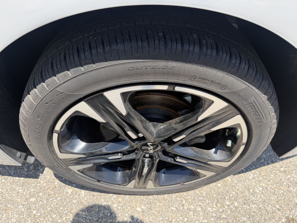 Photo 21 of this KIA K5