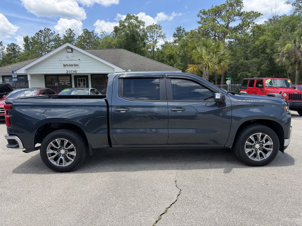 Photo 4 of this CHEVROLET SILVERADO 1500