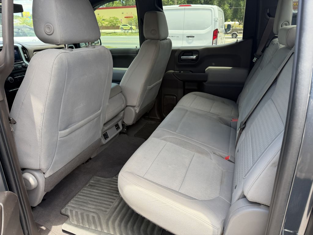 Photo 12 of this CHEVROLET SILVERADO 1500