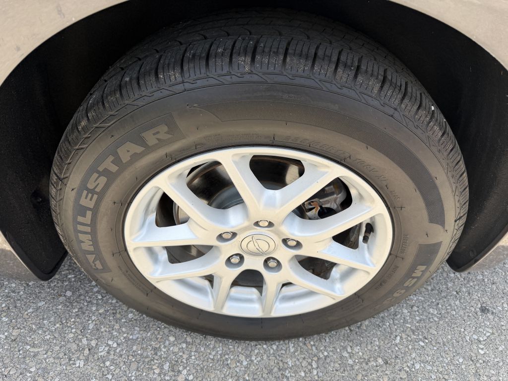 Photo 20 of this CHRYSLER PACIFICA