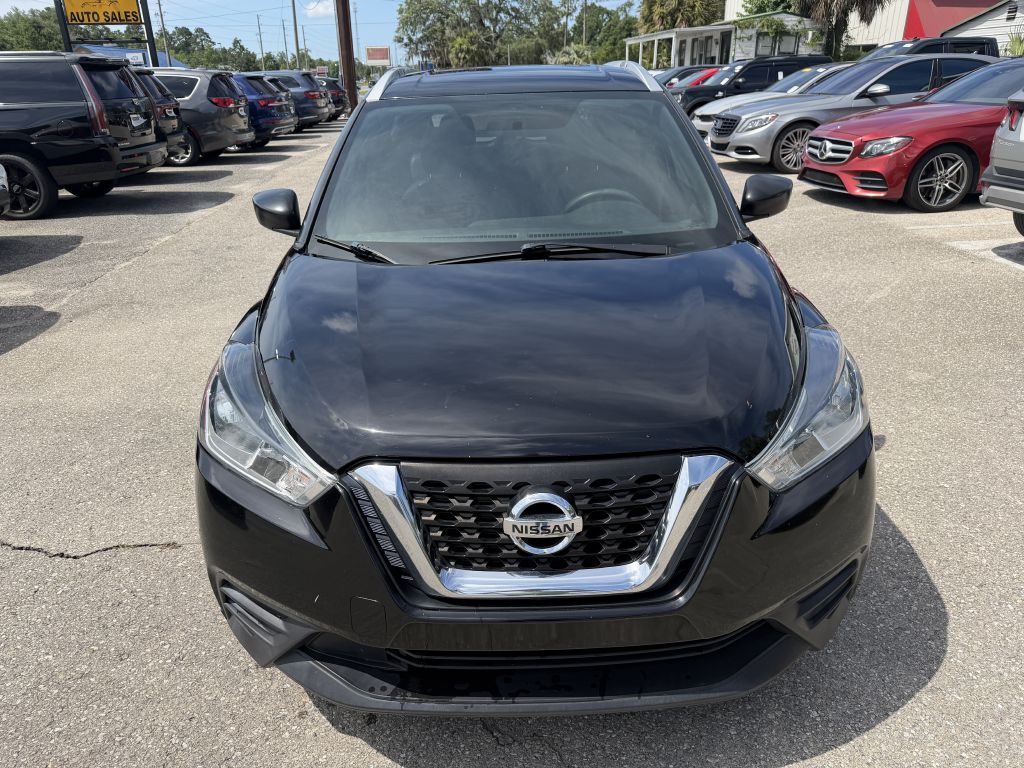 Photo 2 of this NISSAN KICKS