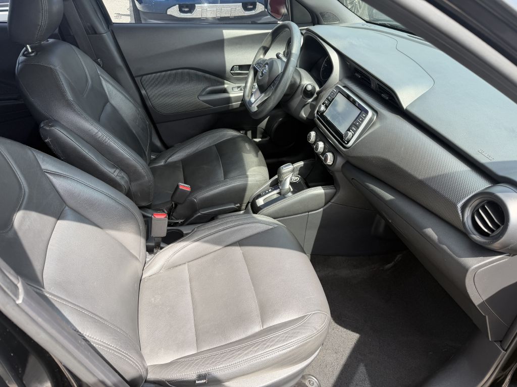 Photo 10 of this NISSAN KICKS