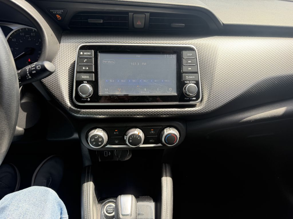 Photo 15 of this NISSAN KICKS