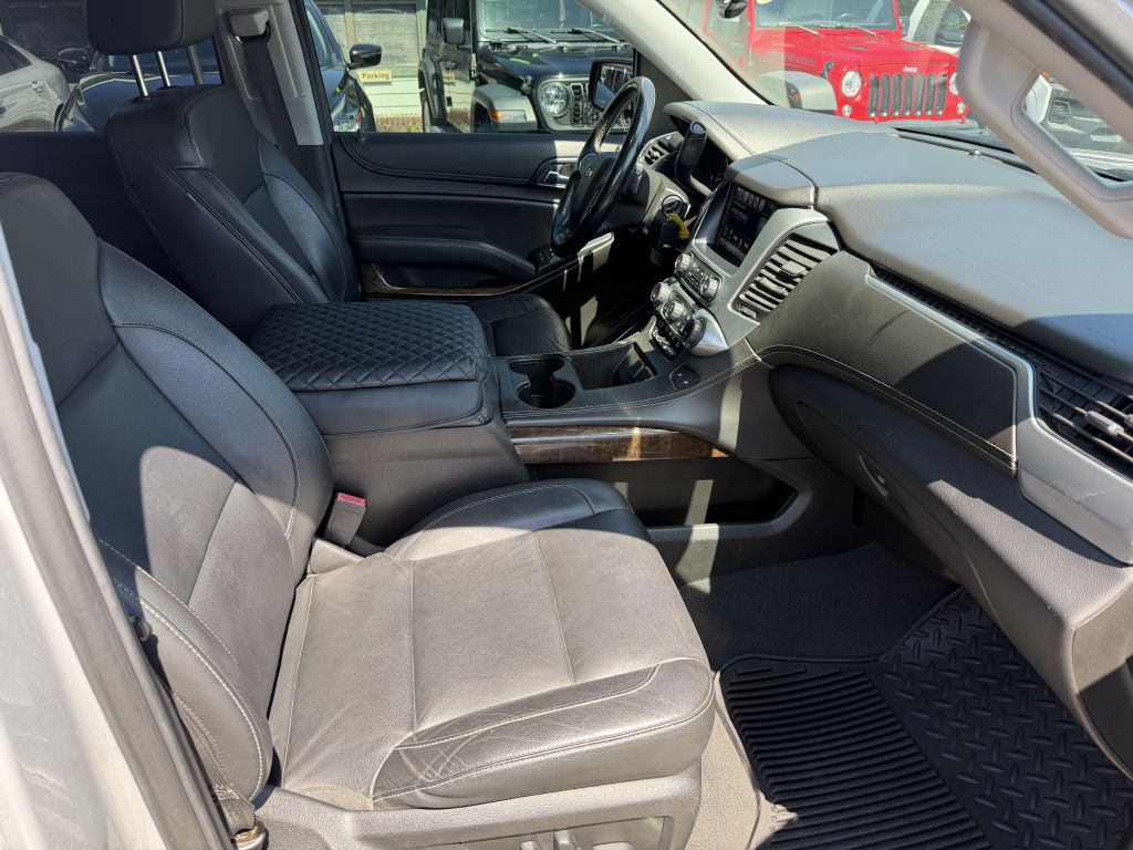 Photo 10 of this CHEVROLET TAHOE